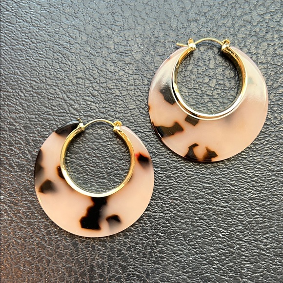 Jewelry - Tortoise Shell Hoop Earrings